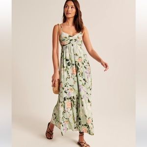 Abercrombie & Fitch Ruched Crinkle Maxi Dress